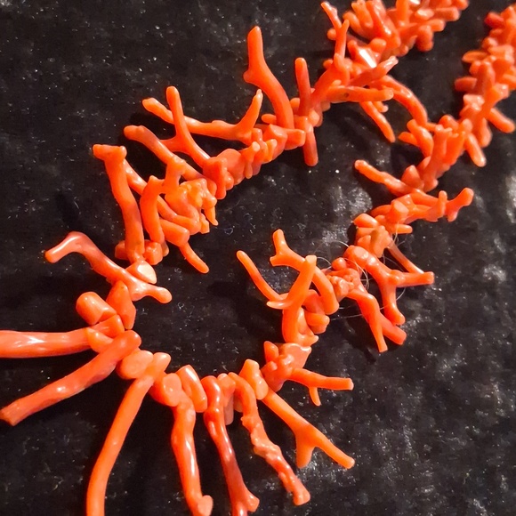 Vintage Branch Coral Necklace 18 In. Long - Picture 10 of 10